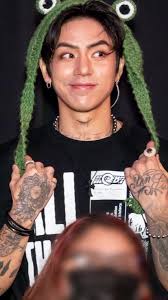 Dpr Ian Showing Tattoo