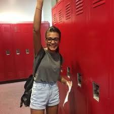 Le scuole americane prevedono per i ragazzi ore di studio individuale durante l'orario di lezione che dire, la scuola americana è molto diversa da quella italiana e per capirla al meglio bisogna solo viverla. High School Americana La High School Americana E Davvero Come Nei Film