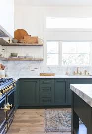 Marble is a stone associated with elegance, class, and timelessness. Why We Prefer The Solid Slab Backsplash Synonymous