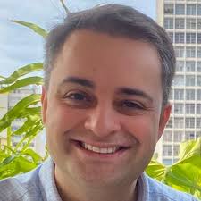 Fiz exame de sangue no qual a glicemia deu 101mg e hemoglobina glicada de 5  (menos que o valor de re