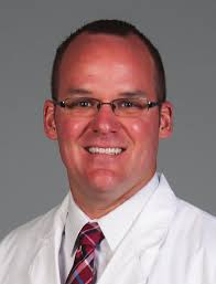 ROS-18-38603-Alumni Newsletter Book_2.indd