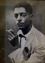 EL BUQUICITO NO 695: SOBRE PRESIDENTES Y PRIMERAS DAMAS