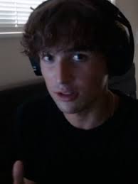 Aaron That Makes Youtube Channel