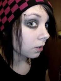 Hi everyone! I'm Kassi, 34 :) glad to be in this group!!! Excited to be  here. 🖤