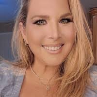 Lorie Rivero's Instagram, Twitter & Facebook