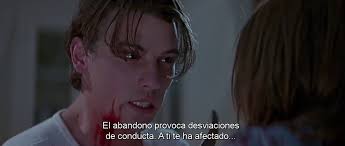 Thread by @boris_1992: Craven hizo de SCREAM una reflexión crepuscular y de  clausura, del género, del cine y también de una generación entera. Su  visión apuntó a l…