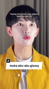 Review Sunscreen POND'S untuk Wajah Abu-Abu Glossy