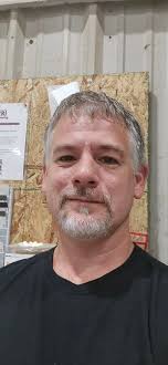 alguien que se dedique a demole