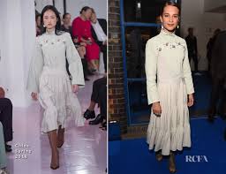 This can be useful for tourists visiting the uk and those visiting our country for a business lunch. Alicia Vikander In Chloe British Vogue S December Issue Dinner Party Red Carpet Fashion Awards