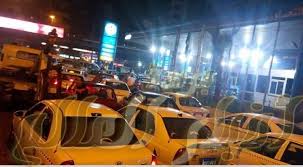 بعد رفع سعر تذاكر المترو تكدس السيارات أمام محطات البنزين جريدة اخبار العالم مصر بين يديك