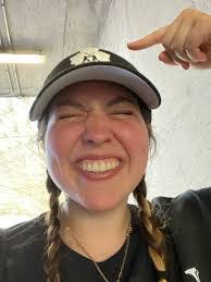 Alyssa Covert's Instagram, Twitter & Facebook