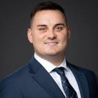 Aaron Carlisle's Instagram, Twitter & Facebook