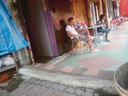 Tempat prostitusi (pelacuran) terbesar dan terkenal di jawa. Pelacur Bapa Ayam Ghaib