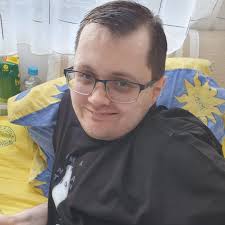 Hailee Steinfeld added a new photo.