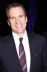 Jeff Gennette to Succeed Terry J. Lundgren as Macy's CEO