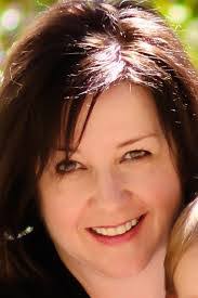 Lisa Ainsworth's Instagram, Twitter & Facebook