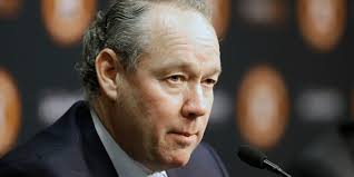 Astros owner Jim Crane lauds Obama, Cuba game