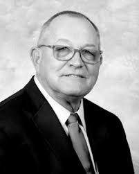 Morehead man charged after threatening to kill people