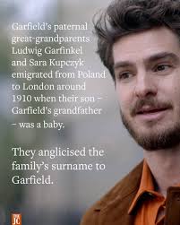 I do NOT play about Jon and Garfield! Lawrence! 😂🤣👇