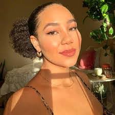 Cheryl Britland's Instagram, Twitter & Facebook