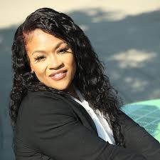 Brandy Horne's Instagram, Twitter & Facebook