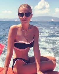 Please note that you can change the channels yourself. Who Is Pierre Hugues Herbert S Girlfriend Julia Lang And How Long Has She Dated Andy Murray S Wimbledon Doubles Partner