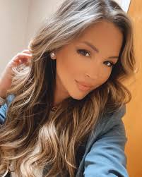 ?media_id=3004314438547549712