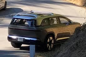 The first model from startup lucid motors boasts an aerodynamic shape that's functional and fashionable. Lucid S Tesla Model X Rival Spied Completely Undisguised Carbuzz