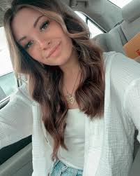 Amber and Brady go off again🥂