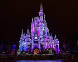 Even though decorating for the holidays starts immediately after halloween, it's not complete until the first week of december! When Do The Cinderella Castle Dream Lights Go Up