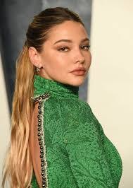 Madelyn Klein's Instagram, Twitter & Facebook