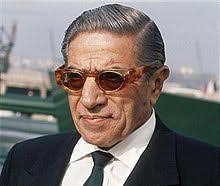 En dat in die mate dat ze haar familiefortuin onderbracht in een. Aristoteles Onassis