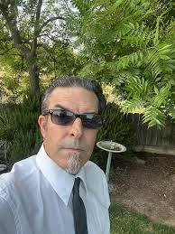 Left handed friends introduction