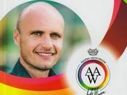 BRIAN TRACY => predaj a inzercia na bazár (5) > Bazoš