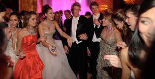 In Pictures: A Night Of Glamour At The Heywood Debs - Laois Today