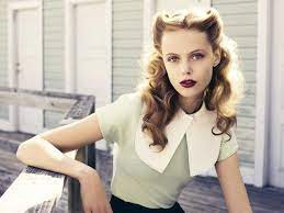 Iconic 40s Fashion Hair Styles Long Hair Styles Retro Hairstyles