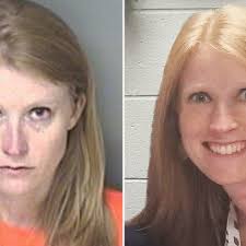 Former assistant principal pleads guilty to having sex with student