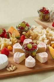 Leichte Und Fruchtige Kaseplatte Rezept Fruhstuck Brunch Rezepte Geburtstags Brunch Brunch