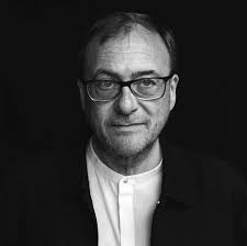 BAJO EL SOL 1: HÉLIO MENEZES + JOÃO FERNANDES — Travesía Cuatro