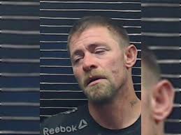 Two face violation of sex offender registration laws