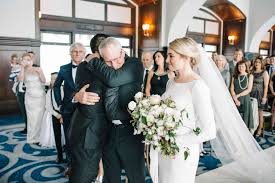 Jun 16, 2021 · my father remarried quickly and when my mother started dating my stepfather five years later, it could have been a chance for détente. 64 Emotional Father Of The Bride Wedding Photos That Ll Have You Reaching For The Tissues