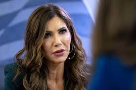 Amy Coffin's Instagram, Twitter & Facebook