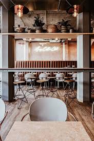 Deutsch Mary S Coffee Club Stylishes Cafe In Munchen Breakfast All Day Long Coffee Club Coffee Kitchen Coffee And End Tables