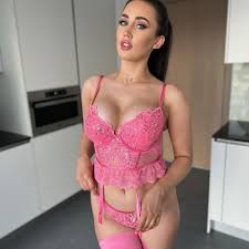 Taylor Ryan, la Megan Fox de OnlyFans
