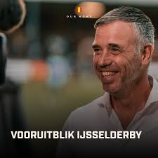 ✍️ Samen met coach René Hake blikken we vooruit op de IJsselderby van  morgen ⤵ 🔗  https://www.ga-eagles.nl/vooruitblik-pec-zwolle-go-ahead-eagles-23-24/  #PECGAE