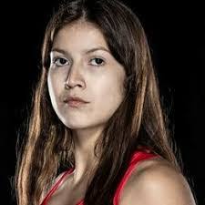 Andreia Pinto's Instagram, Twitter & Facebook