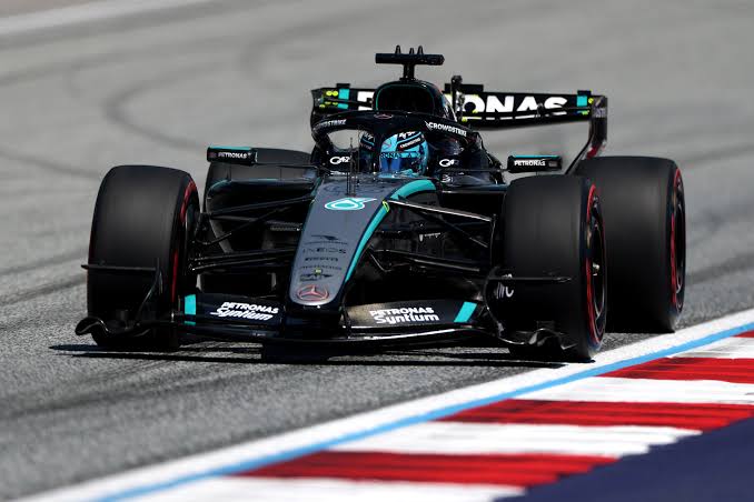 Russell on turnaround to take pole in 2026 F1 Austrian GP Qualifying,  agrees with single yellow flag - Pit Debrief