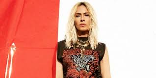 Η γνωστή τραγουδίστρια επέλεξε το βράδυ της τρίτης να. Anna Bissh Despoina Bandh 8a Synanth8oyn Gia Prwth Fora Thleoptika Deite Poy Binteo Zwh Iefimerida Gr