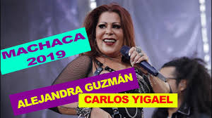 Alejandra guzman is all about giving back. Alejandra Guzman Se Pone A Rockanrolear En El Machaca Fest 2019 Youtube