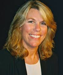 Elaine Jenks's Instagram, Twitter & Facebook